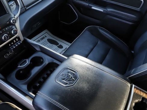 Used 2020 RAM 1500 Laramie image 30