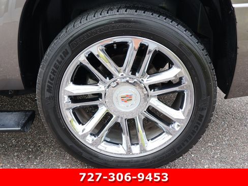 Used 2013 Cadillac Escalade ESV Platinum RWD image 14