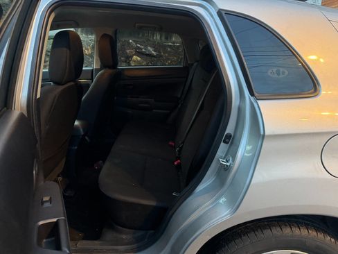 Used 2015 Mitsubishi Outlander Sport ES image 9