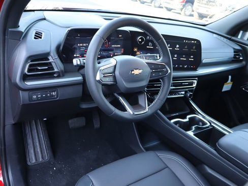 New 2027 Chevrolet Traverse LT w/ Driver Confidence Package AWD/4WD image 6