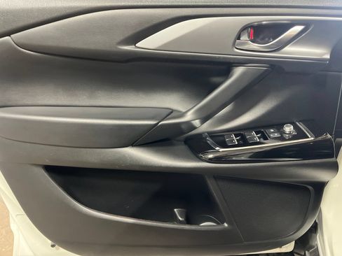 Certified 2022 MAZDA CX-9 Touring AWD/4WD image 19