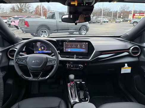 New 2026 Chevrolet Trax RS w/ Driver Confidence Package image 11