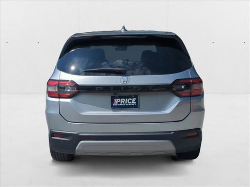 Used 2023 Honda Pilot EX-L image 6