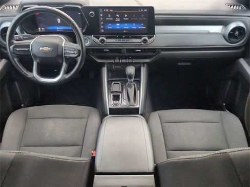 Used 2024 Chevrolet Colorado LT image 19
