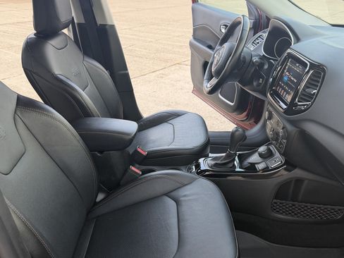 Used 2021 Jeep Compass Limited AWD/4WD image 28