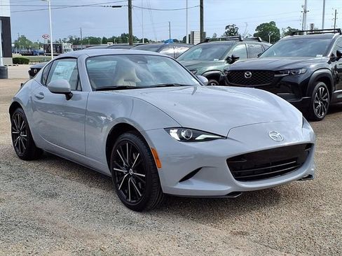 New 2026 MAZDA MX-5 Miata RF Grand Touring RWD image 4