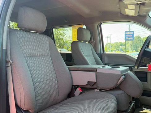 Used 2017 Ford F250 XLT w/ Snow Plow Prep Package AWD/4WD image 13