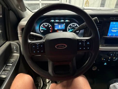 Used 2023 Ford F250 XL w/ STX Appearance Package AWD/4WD image 9
