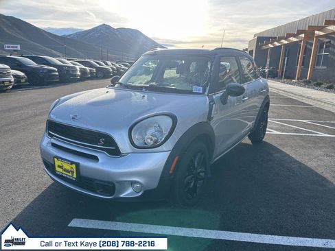Used 2016 MINI Cooper Countryman S image 3
