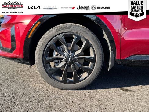 Used 2023 Kia Sorento SX image 13