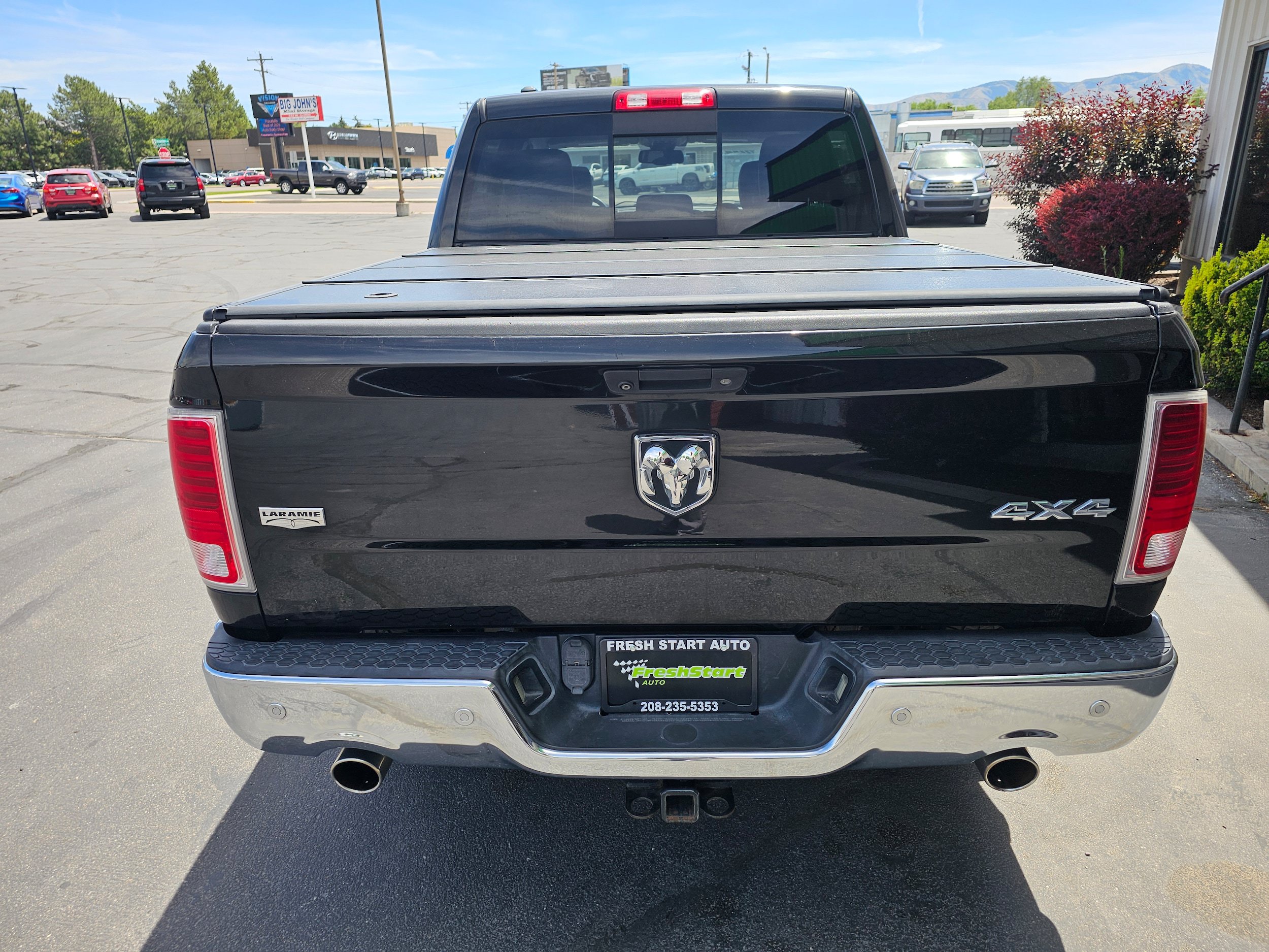 Used 2016 RAM 1500 Laramie w/ Convenience Group AWD/4WD image 7