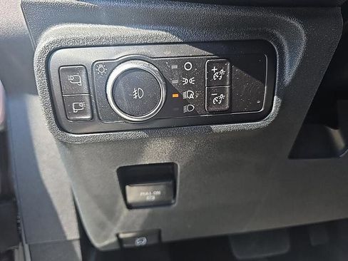 Used 2023 Ford Bronco Outer Banks w/ Sasquatch Package image 17