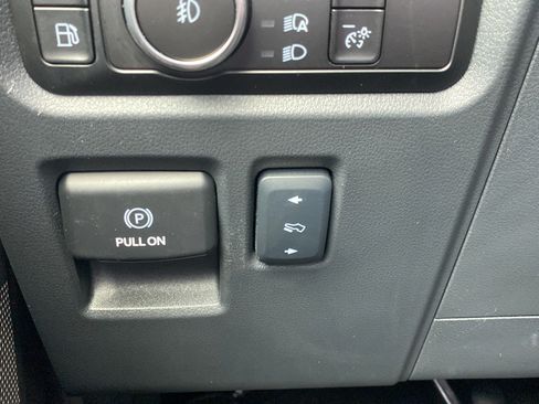 Certified 2024 Ford F150 Lariat AWD/4WD image 33