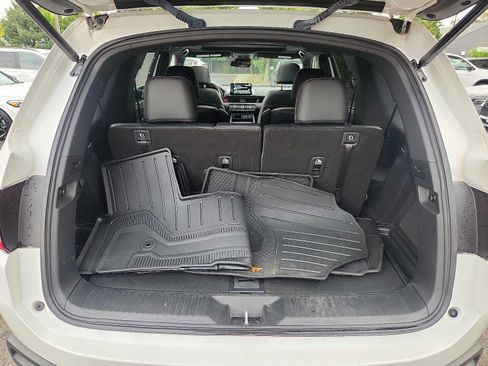 Used 2023 Honda Pilot TrailSport image 30