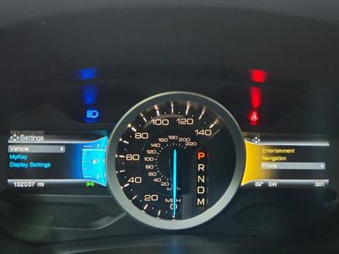 Used 2015 Ford Explorer XLT w/ Equipment Group 202A image 11