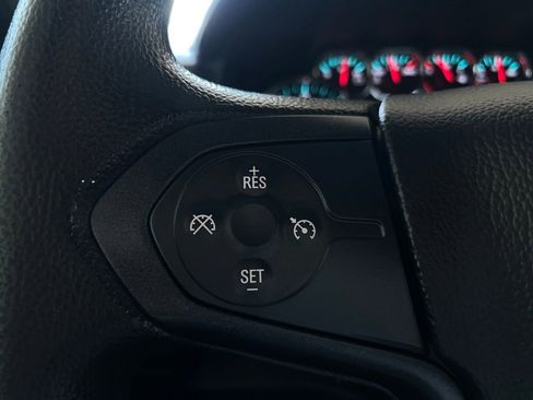 Used 2019 Chevrolet Tahoe 4WD image 29