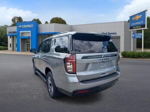 Used 2023 Chevrolet Tahoe Z71 w/ Luxury Package AWD/4WD image 5