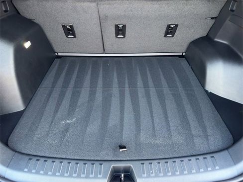 New 2026 Chevrolet Equinox LT w/ Convenience Package II image 23