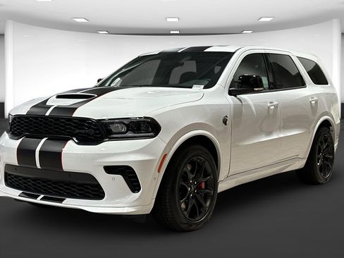 New 2025 Dodge Durango SRT Hellcat w/ Trailer Tow Group IV image 2