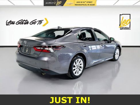 Used 2024 Toyota Camry LE image 5