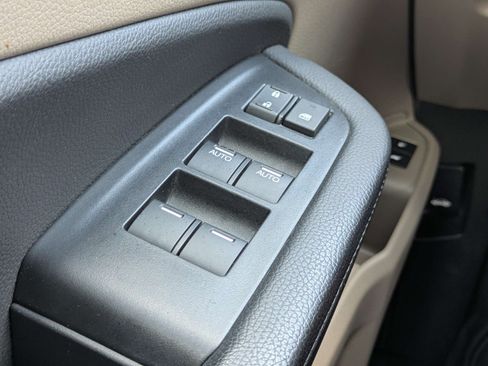 Used 2021 Honda Pilot Touring image 31