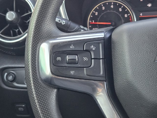 Used 2024 Chevrolet Blazer LT w/ Convenience Package FWD image 27