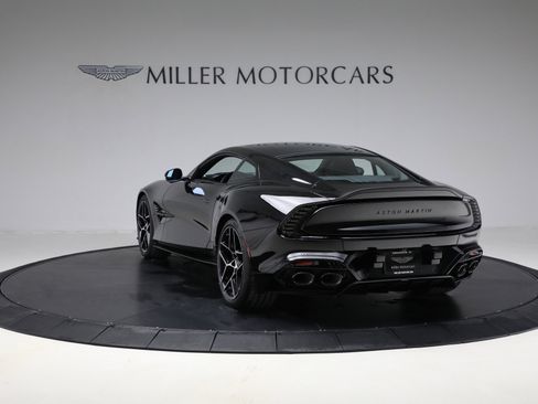 New 2025 Aston Martin Vanquish image 5