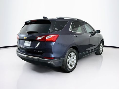 Used 2018 Chevrolet Equinox Premier w/ Infotainment II Package AWD/4WD image 9