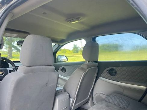 Used 2007 Chevrolet Equinox LS FWD image 21