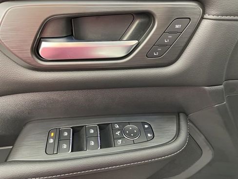 New 2026 Nissan Armada SL w/ Captain's Chari Seat Package RWD image 32