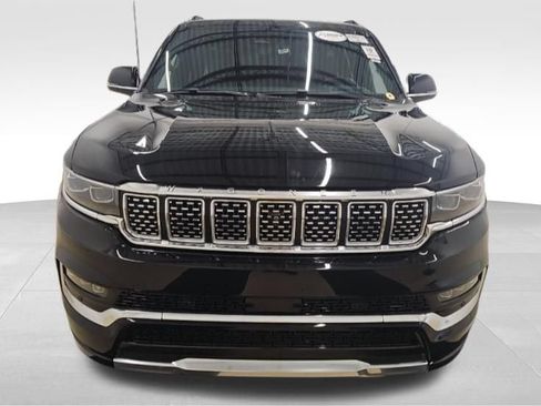 Used 2023 Jeep Grand Wagoneer Series II AWD/4WD image 2