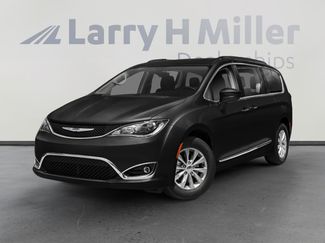 Used 2020 Chrysler Pacifica Limited image 1