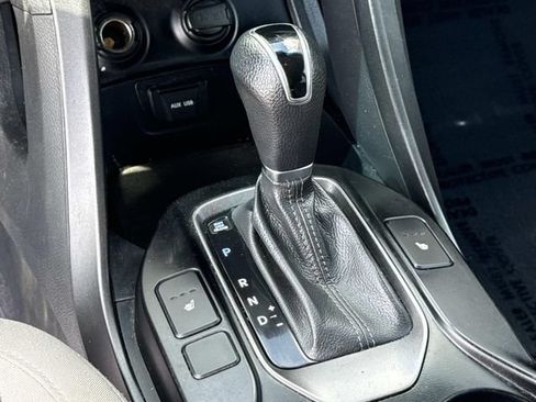 Used 2015 Hyundai Santa Fe GLS FWD image 22