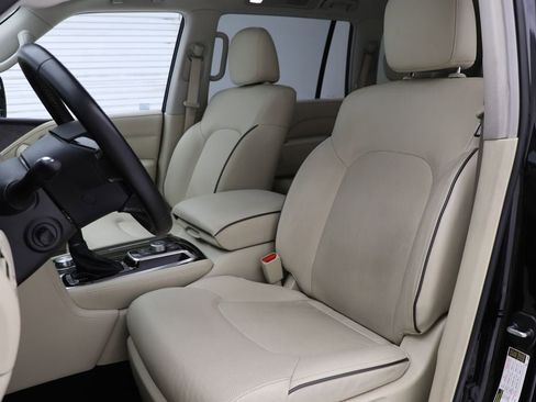 Used 2024 INFINITI QX80 Luxe w/ Cargo Package image 18