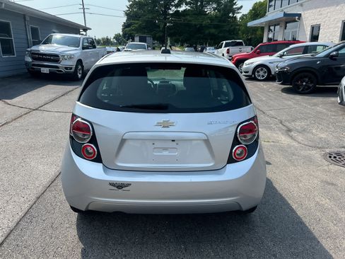 Used 2015 Chevrolet Sonic LT w/ Advanced Safety Package FWD image 6