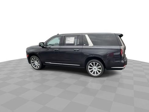 Used 2022 Cadillac Escalade ESV Premium Luxury Platinum w/ Heavy-Duty Trailer Package image 5