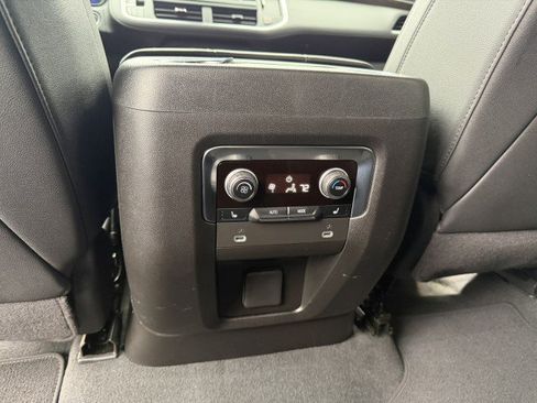 Used 2023 Chevrolet Tahoe High Country image 14