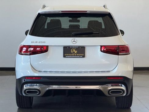 Used 2020 Mercedes-Benz GLB 250 w/ AMG Line image 6
