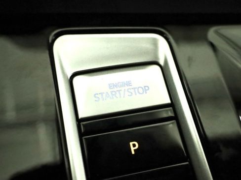 New 2026 Volkswagen Atlas Peak Edition image 24