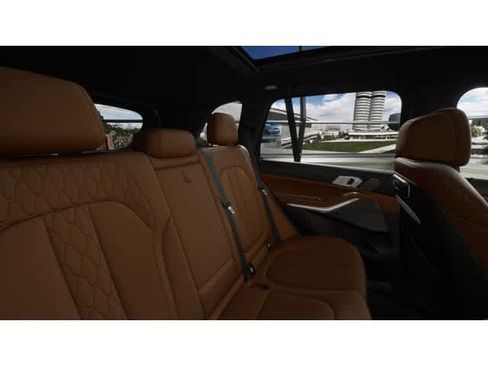 Used 2026 BMW X5 sDrive40i w/ M Sport Package image 23