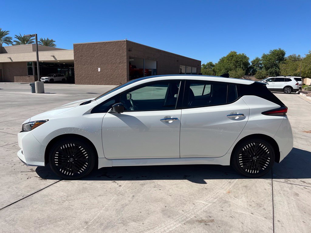 Used 2025 Nissan Leaf SV Plus FWD image 6