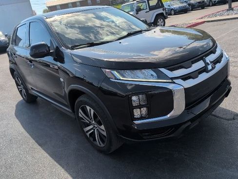 Used 2020 Mitsubishi Outlander Sport Black Edition FWD image 2