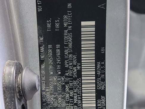 Used 2018 Toyota Highlander XLE AWD/4WD image 33