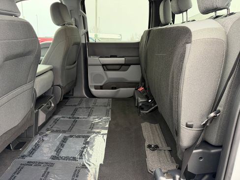 Certified 2025 Ford F250 XLT image 12