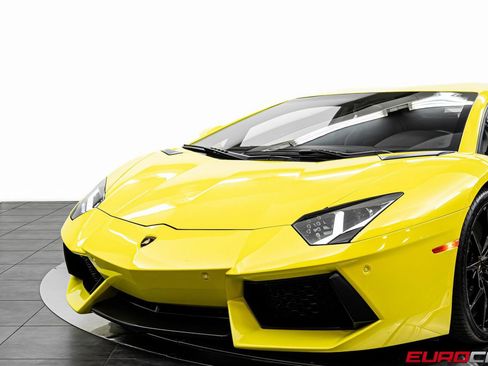 Used 2015 Lamborghini Aventador LP 700-4 AWD/4WD image 11