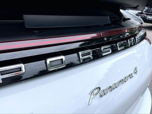 Used 2020 Porsche Panamera 4 AWD/4WD image 30