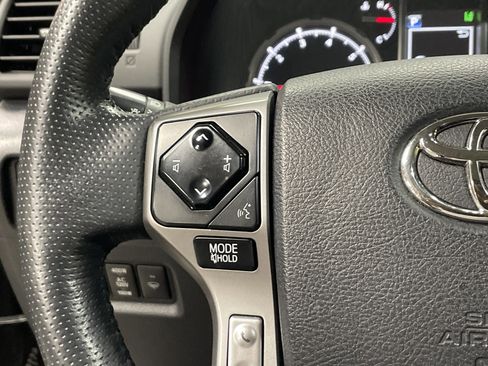 Used 2023 Toyota 4Runner Limited RWD image 19