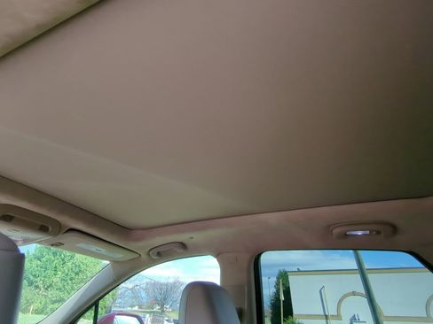 Used 2017 Cadillac XT5 Platinum w/ Driver Assist Package image 14