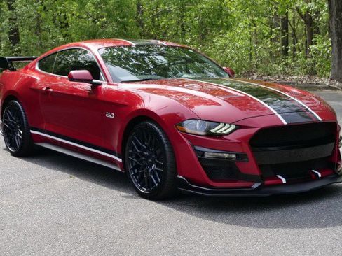 Used 2021 Ford Mustang GT Premium w/ Equipment Group 401A image 4