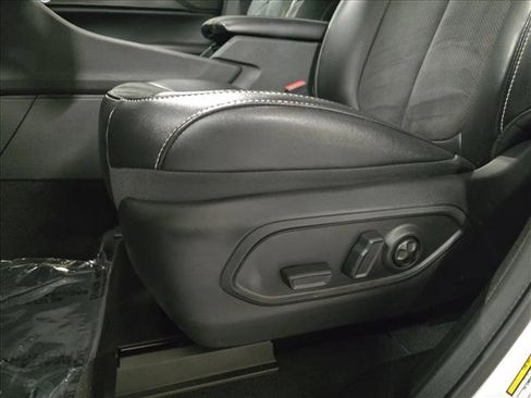 Used 2024 Jeep Grand Cherokee L Altitude image 28